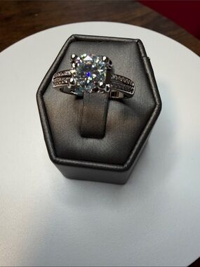 Classic Solitaire Round-Cut Moissanite Ring in White Gold-Plated Setting